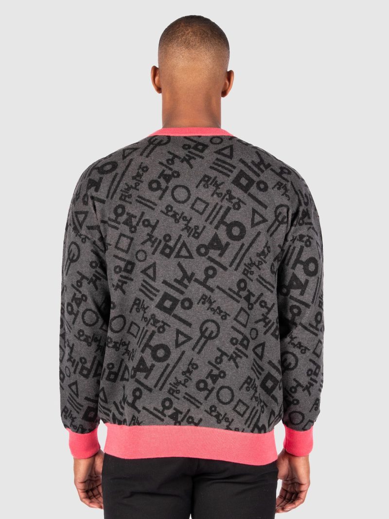 Sqidgames HOL24 sweater back model 1500x2000 DSC 3407