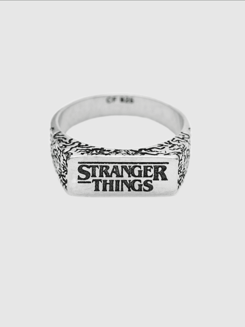 Stranger Things Title ring 2