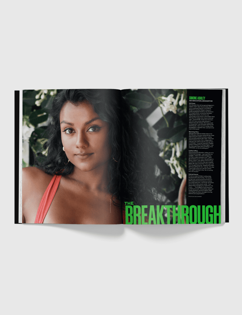 isssue 5 magazine mockup layout 4